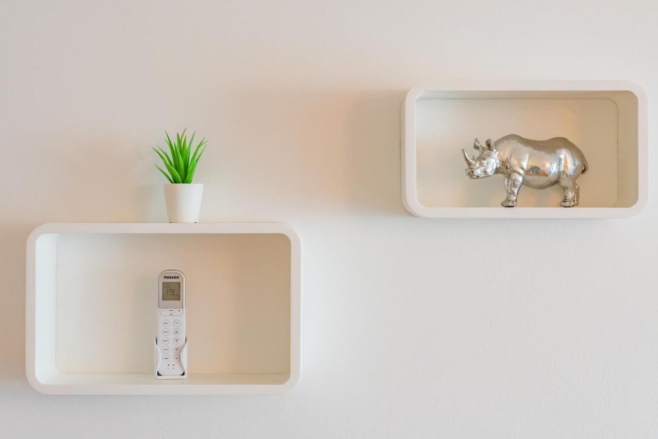Brand New - Selfcheckins 24 - Zagreb - Garage - Loggia - New - Luxury Appartement Buitenkant foto